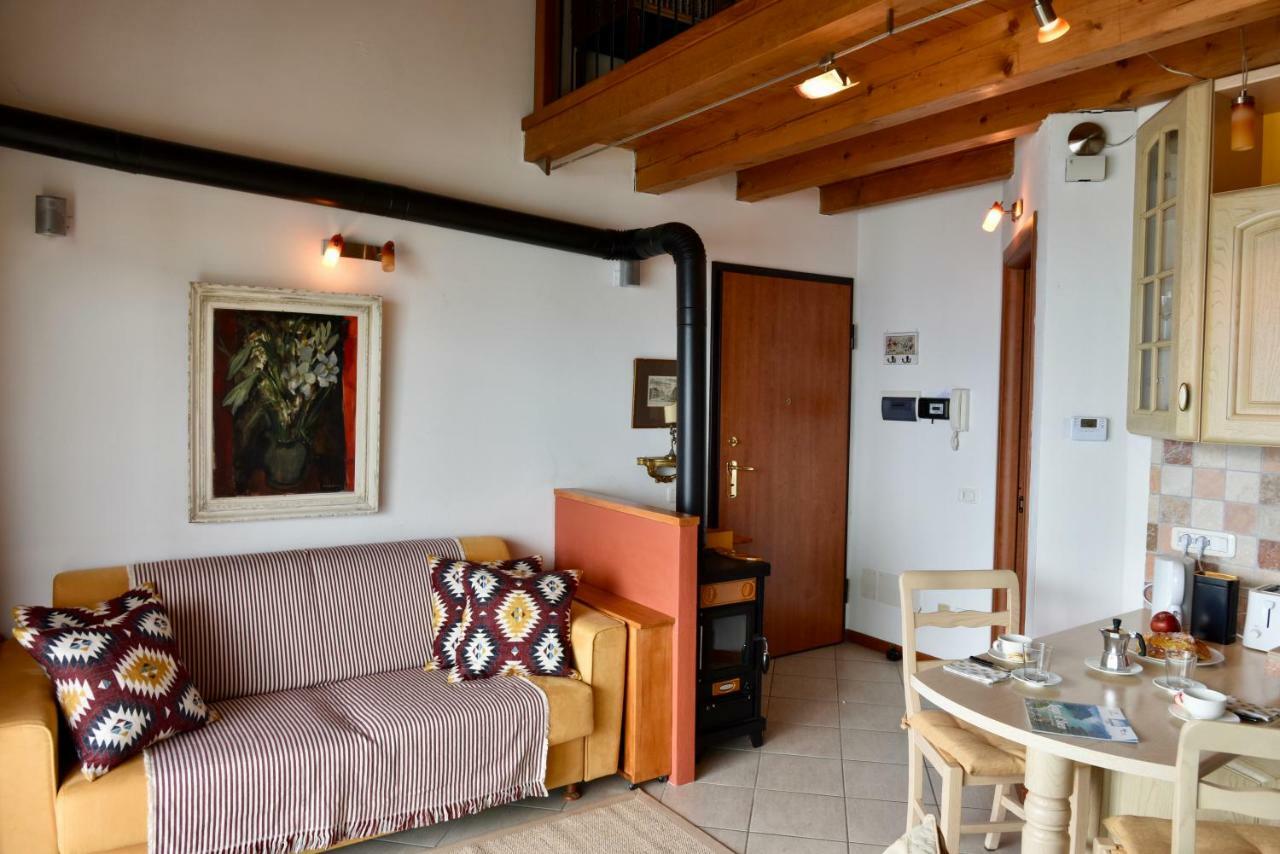 La Casa Di Rose Villa Fonteno Buitenkant foto